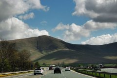 It's a long, loong & boring drive from south of England until you reach the Yorkshire Dales.